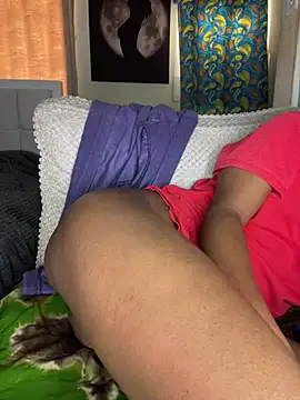 Teenyme - strip naked