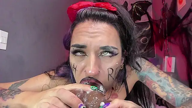 Amelierouss - intense deepthroat with saliva in tits