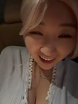 Winter11 - 出租车🚕突袭直播漏奶tits