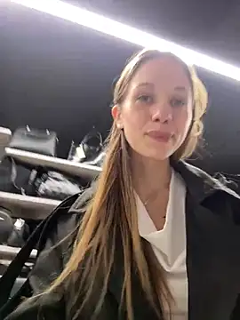 Olivia_Jemison - Massage my ass + spanking