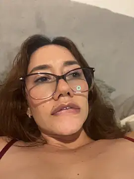 Sofimendoza - PLUG ANAL MY ASS