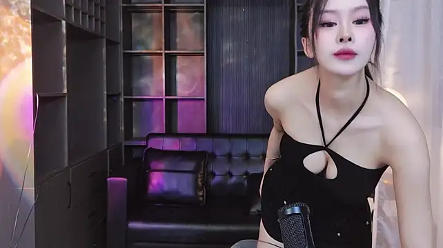 Elowen-8 - 💃性感椅子舞 Chair dance（新增）