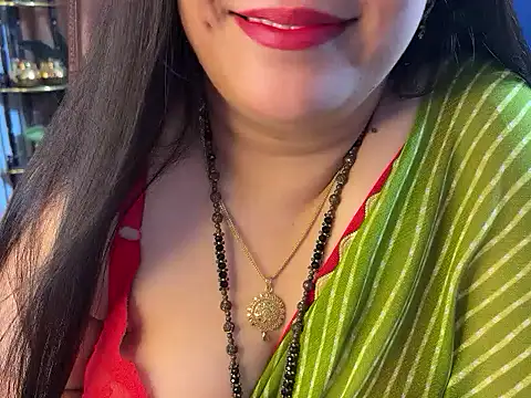 Curvy_Vincy4 - MAKE MY KARWACHOUTH SPECIAL ❤️