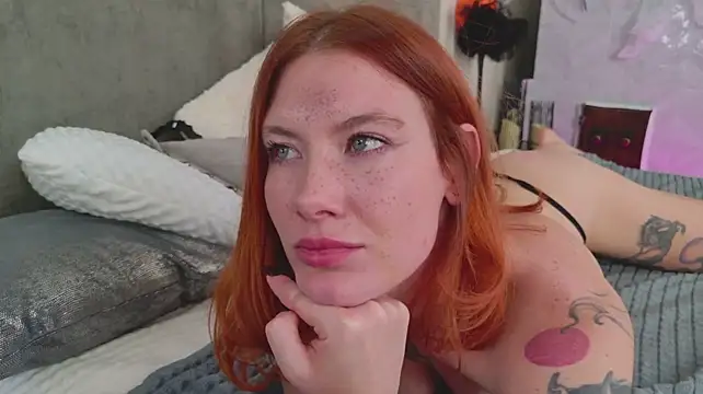 Liv_Fay - PANTY OFF