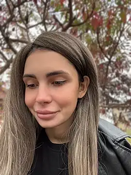 SandraCarter - Play with nipples in public