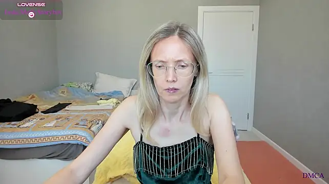 MollyStory - Sexy Masturbation