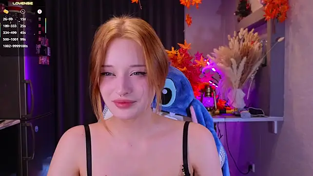 Hisoka_akerley - Massage my boobs close to cam 🎃😎💪