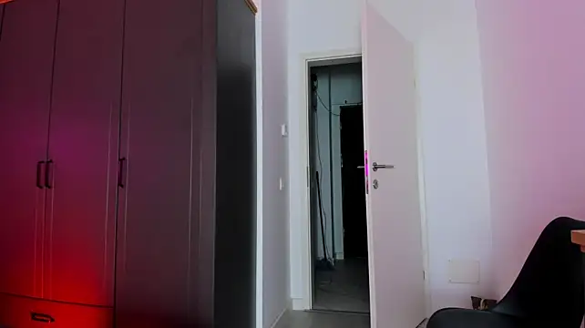 Babybluesin - Happy Pussy Happy AIsha