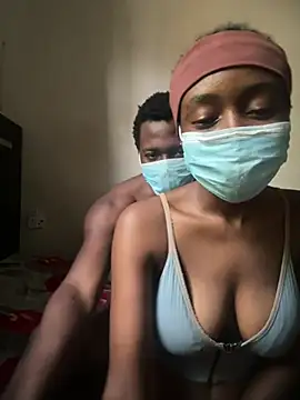 Sexycoupp - Bounce and squirt on dick