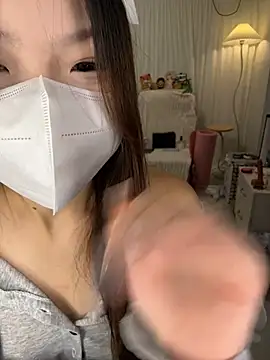 _xiaoxinxin_ - 小粉塞入3分钟