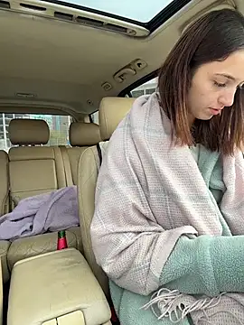 DollyTall - lift up my skirt! good view on panties
