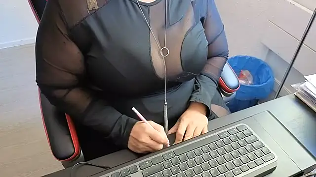 Sofiatwork - Petit twerk sexy + gift last tips