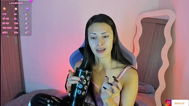 Kylie_Wet - 👀🍒 Show and Play Boobs 💦