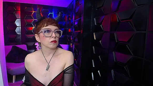 Sauvage_lilith - Body cream in boobs + squeeze boobs🍒😈