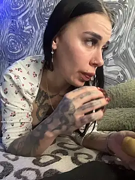 Queen_of_pain - finger pussy