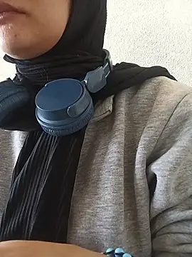 MisyonerNur - Dışarıda göğüslerini aç 😅