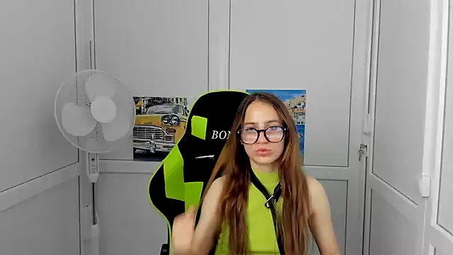 AylinBambi - My first day here :) for a good start
