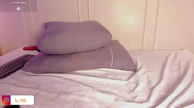 Miss_ambrer_ - DILDO FUCK ME TREMBLING