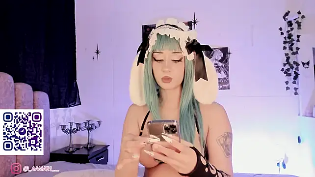 Leyli_doll1 - PANTY OFF + RUB PUSSY!