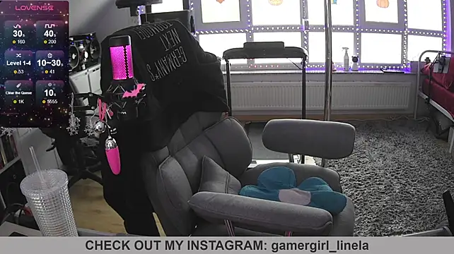 Gamergirl-Linela - LT Gets Shower Video