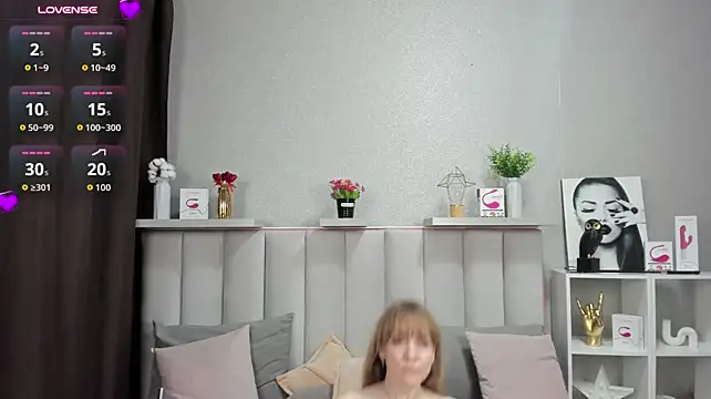 KattyPeachX - Fuck me Lash, Domi, Nora! Show pussy