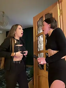CherryBombs- - SHOW PUSSY WHILE BOSS NO SEE/HOT PIC LT