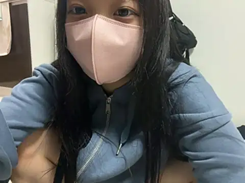 Ohuton_love - パーカーぽい谷間アップ♡♡