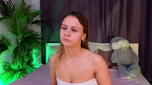 WendyDolie - Camel toe