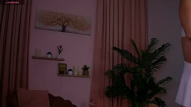 AryaNoire - Put me on a side and finger my pussy 💦