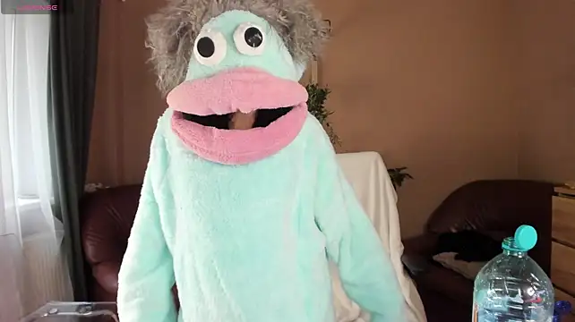 KaylaLaine - cumshow