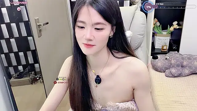 Yueyue-MM - 小粉塞入3分钟