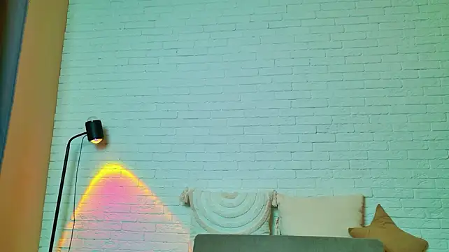 _Alison__ - anal plug tease