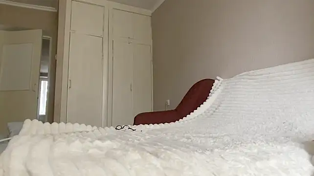 ShavondaMulrenin - masturbation until cum
