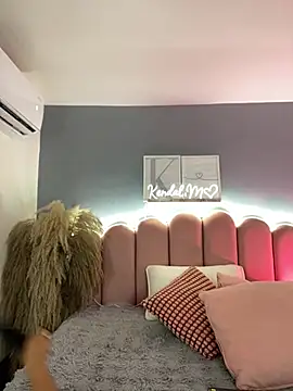 KendalMilleer - cumshot in you boobs and face