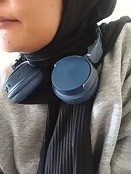 MisyonerNur - Dışarıda göğüslerini aç 😅