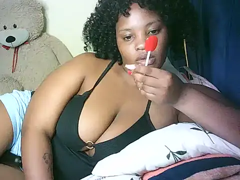 Dollyluvv - twerk with no panties