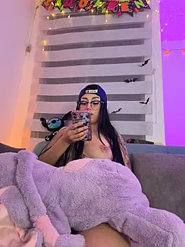 Sophie_cute66 - Two fingers inside my ass