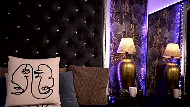 CelesteNoirre - slide your finger in my pussy👉