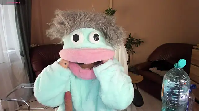 KaylaLaine - cumshow