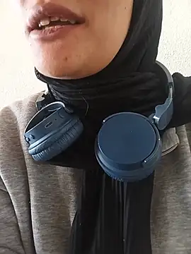 MisyonerNur - Dışarıda göğüslerini aç 😅