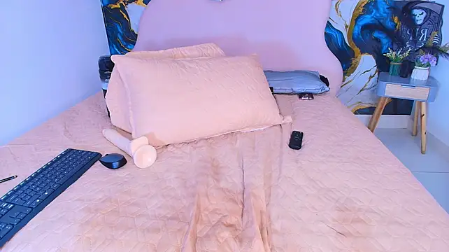 Collet_1 - hotes anal here👅😏
