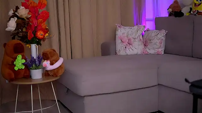 HotMollyX - Full naked + 3 min toy control🎮