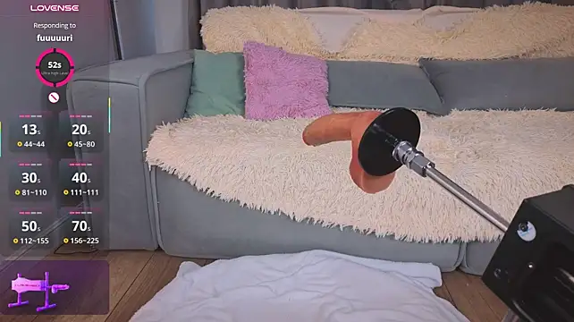 Tiny_Emmy - completely naked