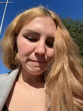 -stray-cat- - 2 fingers in pussy and slap clit