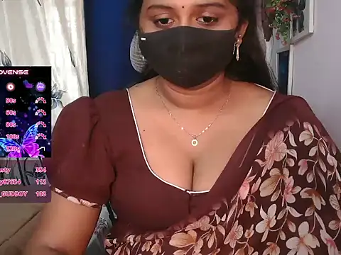 Pavani-Darling - ice on boobs in 5 mins