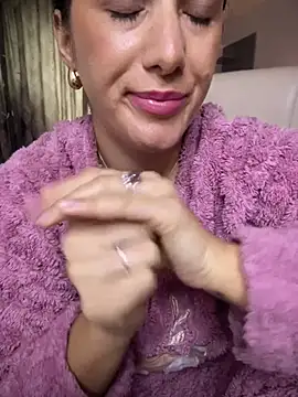 HotXMom_ - pleasure me