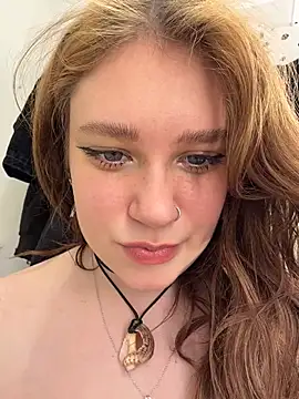 Lucy-joy - rub pussy+ pussy juice on mirror
