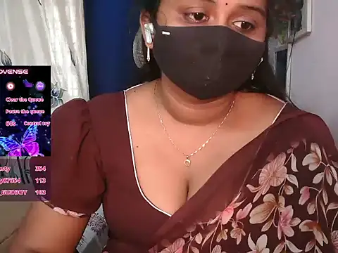 Pavani-Darling - ice on boobs in 5 mins