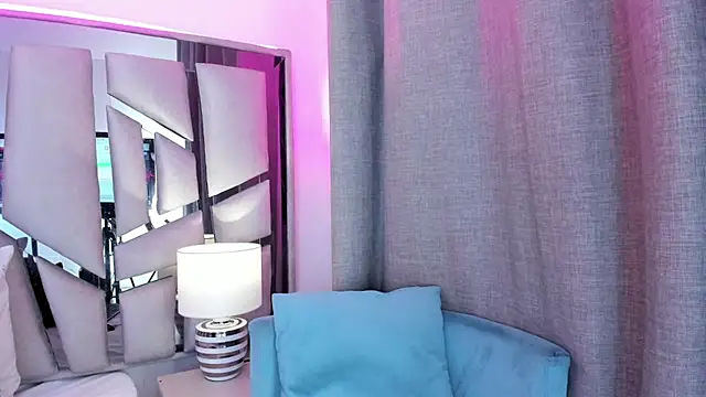 _valeria_saenz_ - Jump boobs 💖