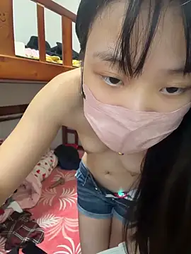Xiaxia868 - 全裸直播10分钟